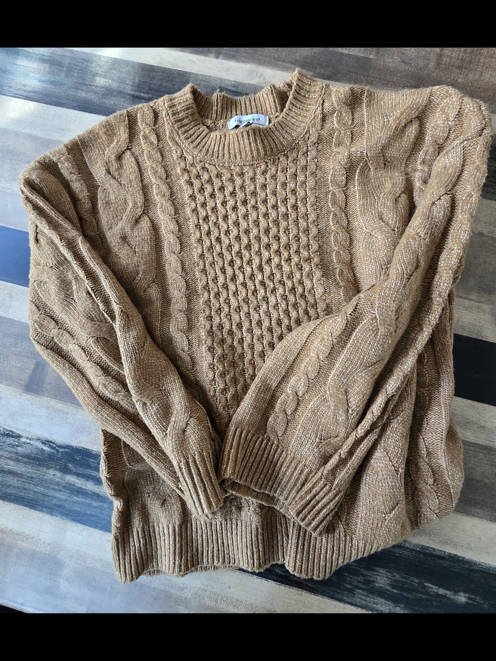 Women's s Cable Knit Crewneck Sweater - Camel